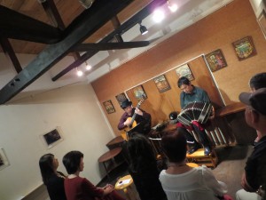 中崎町・ティナレンテタンゴ・グレリオバンドネオン・星野俊路　ギター・米阪隆広      